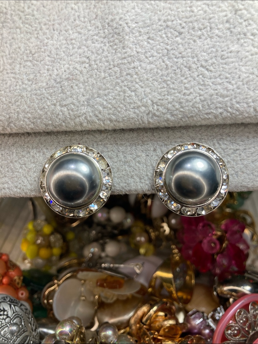 Vintage clipons